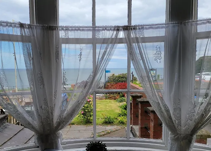 Seaview Ground Floor Flat Fast Wifi & Free Parking Apartament Scarborough